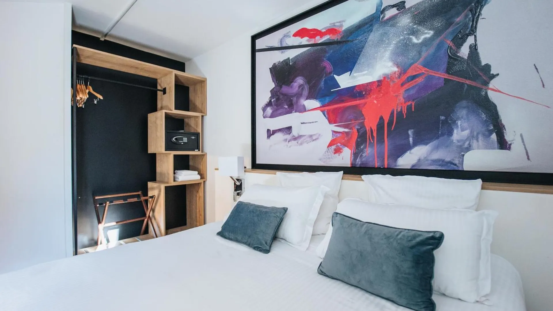 ****  Hotel Le Drip's à Marseille France